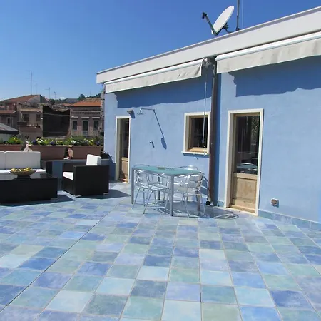 לינה וארוחת בוקר La Terrazza Sul Mare