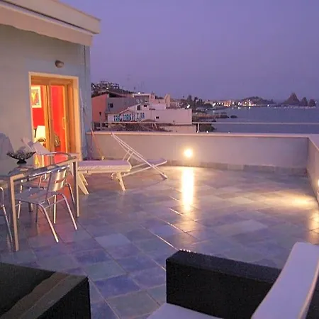 La Terrazza Sul Mare Couette-café